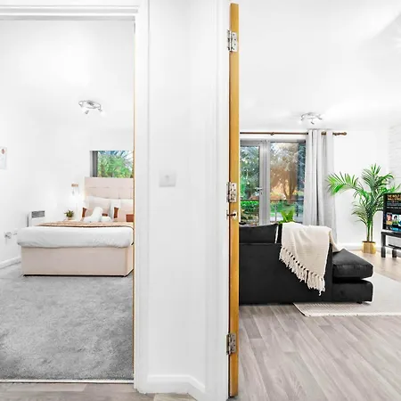 Luxury Apartment - City Centre - Balcony - Free Wifi & Netflix -126S Birmingham Exterior photo